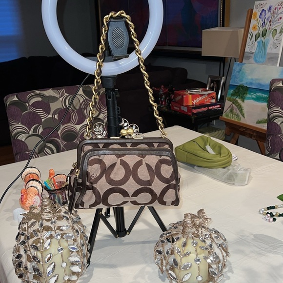 COACH PARKER OP ART KISS LOCK RARE EUC BAG - Picture 3 of 16